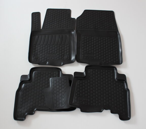 Gumové autokoberce LOCKER Toyota Land Cruiser 200 od r. 2008→ (4 ks)